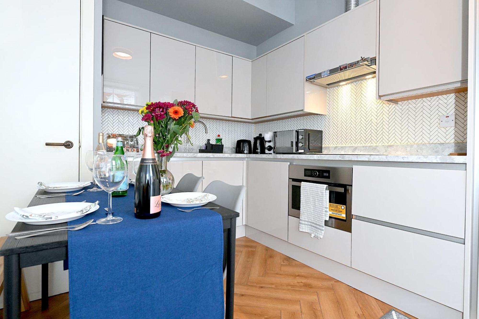 1 Bedroom Flat In Wood Green Piccadilly Line London Ngoại thất bức ảnh