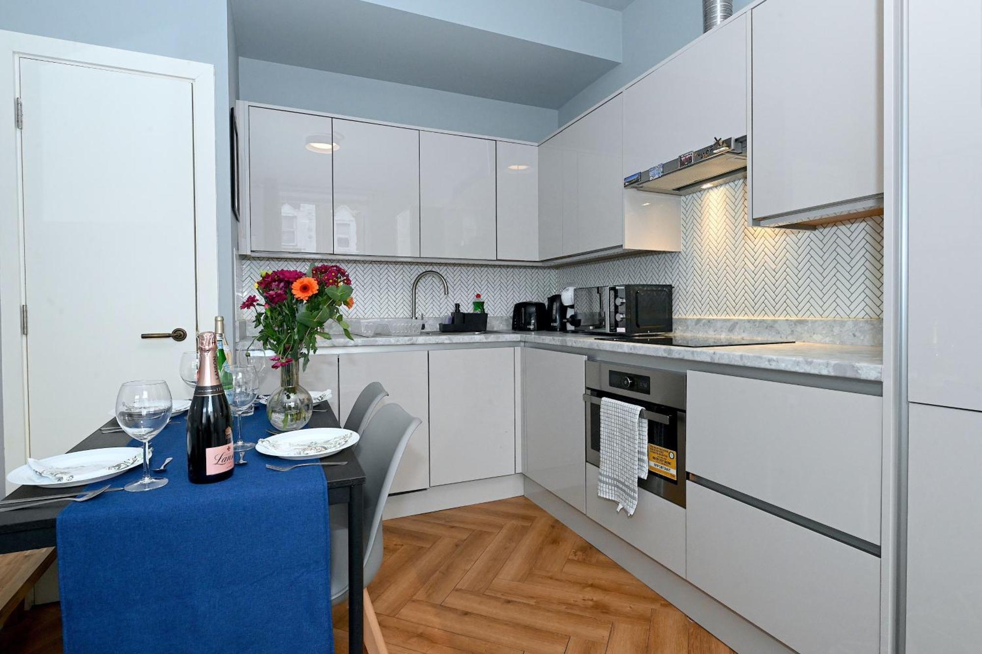 1 Bedroom Flat In Wood Green Piccadilly Line London Ngoại thất bức ảnh